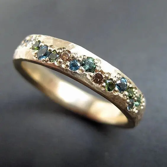Bague femme vintage dorée – finition dorée et style vintage